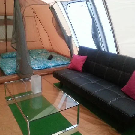 Campo de lujo Camping Vodenca