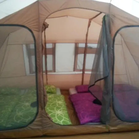 Campo de lujo Camping Vodenca *